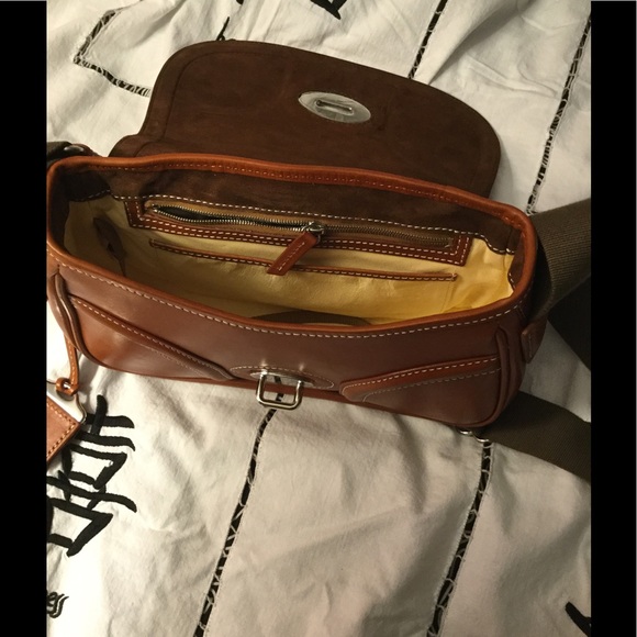 COPY - Dooney & Bourke Florentine Toscana Small Saddle - Picture 6 of 7